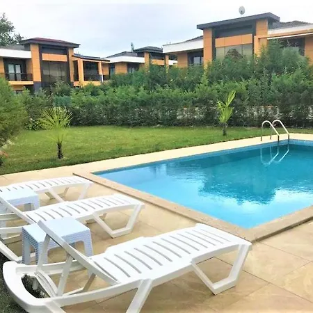 Villa Dsf Villas&spa *